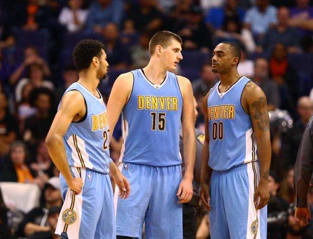 心策应而非 心策应而非